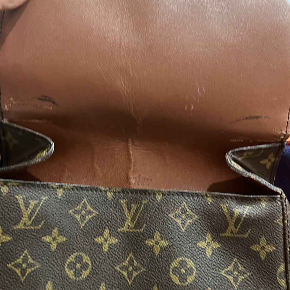 Louis Vuitton Brown Monogram Crossbody Bag with Tan Leather Trim - Picture 4 of 10